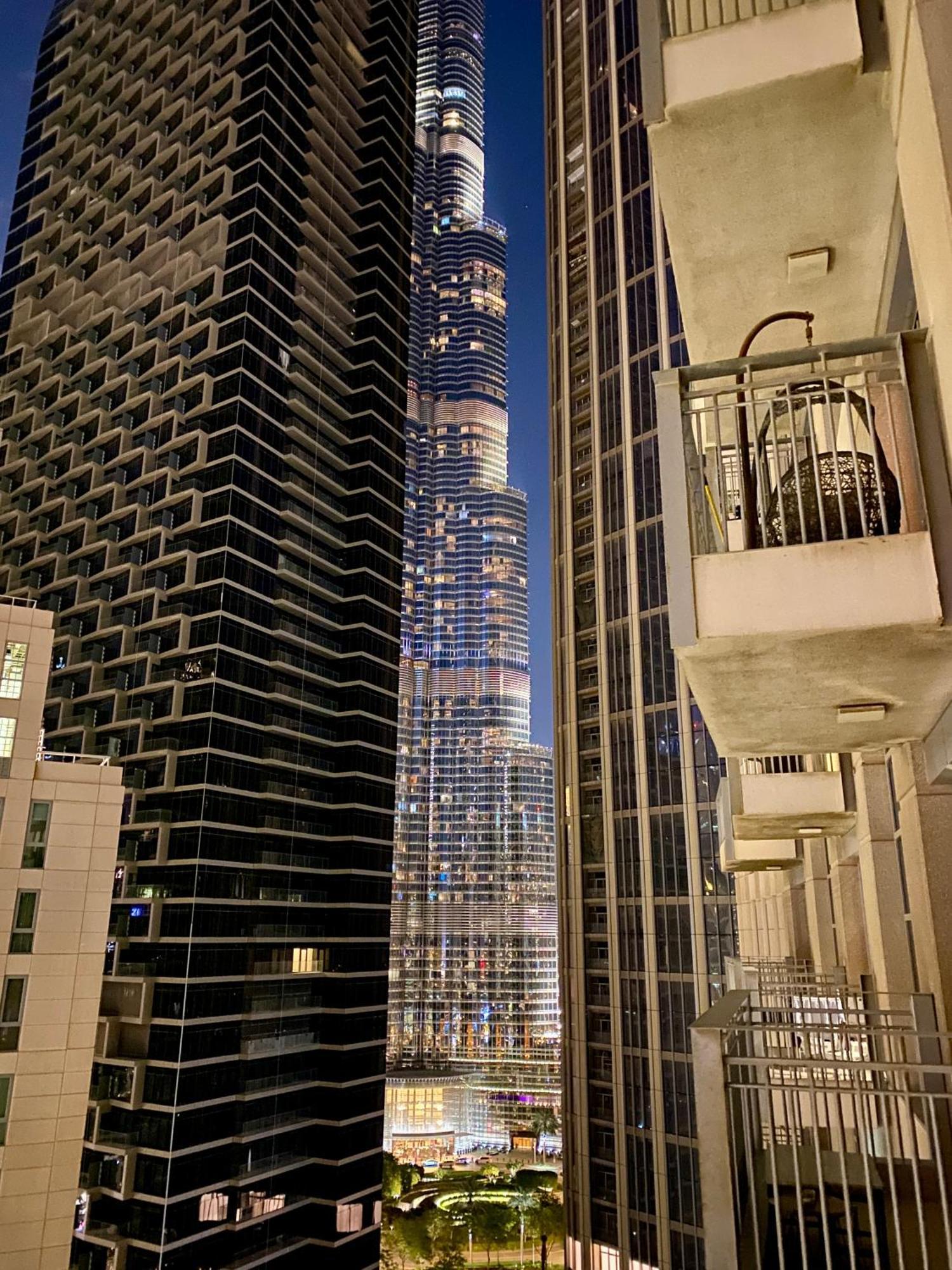 Standpoint Tower Apartment Opposite Burj Khalifa Dubai Exteriör bild